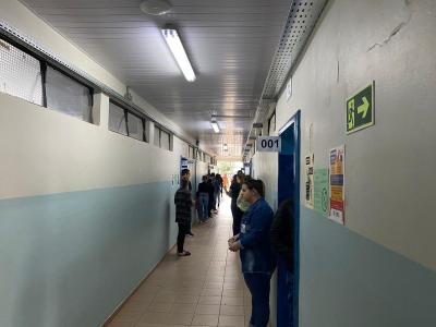 VotaÃ§Ã£o segue tranquila nos ColÃ©gios Ã‰rico e Gildo AluÃ­sio Schuck